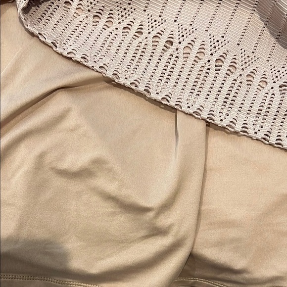 BCBGMaxAzria beige Lace Slipon Dress size medium - Picture 13 of 14